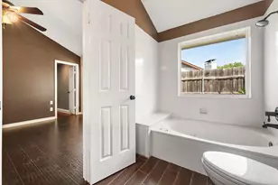 4209 Worth Forest Dr, Arlington, TX 76016 - Photo 21