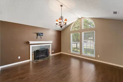 4209 Worth Forest Drive, Arlington, TX 76016 - Photo 7