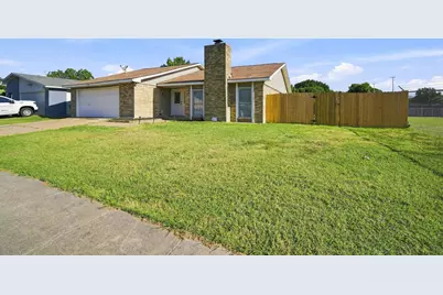 4205 Longstraw Drive, Fort Worth, TX 76137 - Photo 3