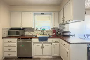 1516 NW 1st Ave, Mineral Wells, TX 76067 - Photo 11
