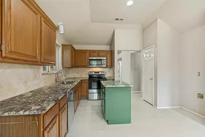 2407 Rockhill Road, McKinney, TX 75072 - Photo 11