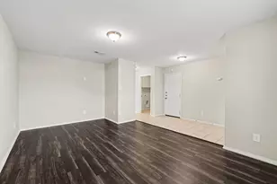 1700 Gayla Creek Dr, Little Elm, TX 75068 - Photo 3
