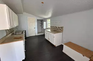 110 N Marlborough Ave, Dallas, TX 75208 - Photo 11
