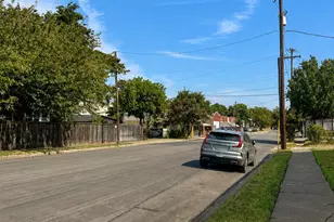 110 N Marlborough Ave, Dallas, TX 75208 - Photo 5