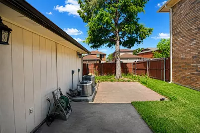 2927 Peninsula Way, Carrollton, TX 75007 - Photo 23