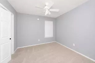 2927 Peninsula Way, Carrollton, TX 75007 - Photo 17