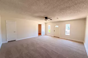 414 Meadowhill Dr, Garland, TX 75043 - Photo 7