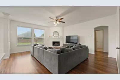9208 Comanche Ridge Drive, Fort Worth, TX 76131 - Photo 9