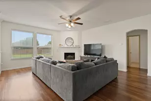 9208 Comanche Ridge Dr, Fort Worth, TX 76131 - Photo 9