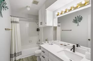 2114 Valleywood Dr, Arlington, TX 76013 - Photo 13