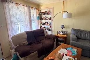 744 Chilton St, Marlin, TX 76661 - Photo 7