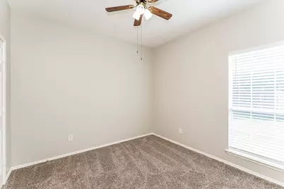 2925 Oakshire Street, Denton, TX 76209 - Photo 13