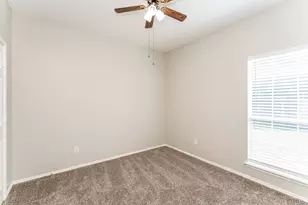 2925 Oakshire St, Denton, TX 76209 - Photo 13