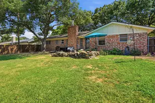 5709 Starlight Dr, Haltom City, TX 76117 - Photo 21
