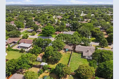 5709 Starlight Drive, Haltom City, TX 76117 - Photo 27