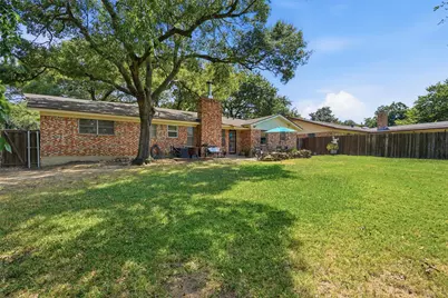 5709 Starlight Drive, Haltom City, TX 76117 - Photo 23