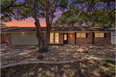 5709 Starlight Drive, Haltom City, TX 76117 - Photo 31