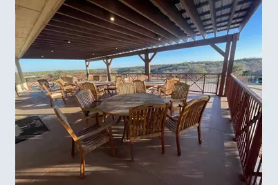 8033 Retreat Boulevard, Cleburne, TX 76033 - Photo 25