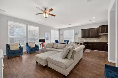 7815 Kettle Creek Drive, Arlington, TX 76001 - Photo 11