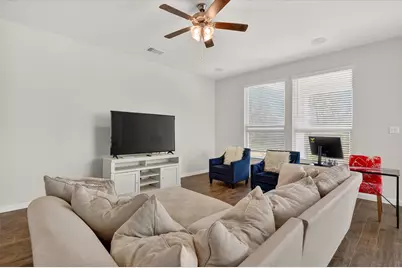 7815 Kettle Creek Drive, Arlington, TX 76001 - Photo 11