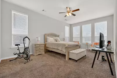 7815 Kettle Creek Drive, Arlington, TX 76001 - Photo 19