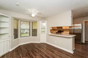3417 Willowcrest Dr, North Richland Hills, TX 76117 - Photo 5