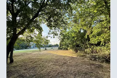 1305 Waterman Street, Fort Worth, TX 76102 - Photo 9