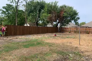517 Hawthorne St, Irving, TX 75061 - Photo 11