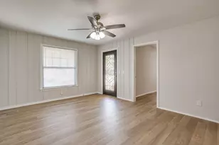 204 W Northern Ave, Saginaw, TX 76179 - Photo 7
