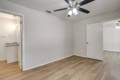 204 W Northern Avenue, Saginaw, TX 76179 - Photo 11