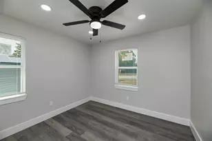1409 W Bruton Rd, Mesquite, TX 75149 - Photo 23