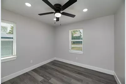 1409 W Bruton Road, Mesquite, TX 75149 - Photo 23