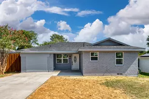 1409 W Bruton Rd, Mesquite, TX 75149 - Photo 1