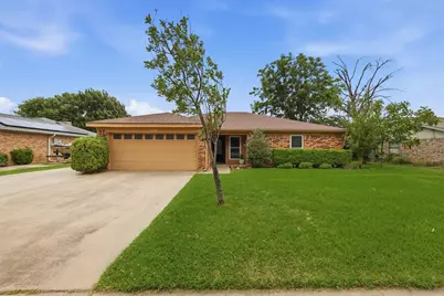 1104 Monterrey Street, Bedford, TX 76022 - Photo 5