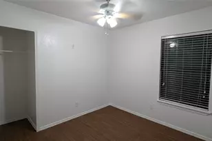415 Liberty Pl, Grand Prairie, TX 75052 - Photo 13