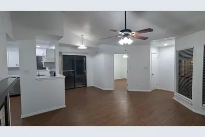 415 Liberty Place, Grand Prairie, TX 75052 - Photo 5