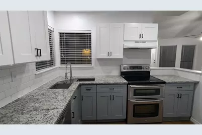 415 Liberty Place, Grand Prairie, TX 75052 - Photo 7