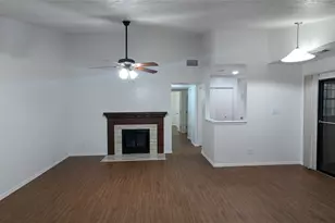 415 Liberty Pl, Grand Prairie, TX 75052 - Photo 3