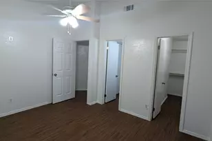 415 Liberty Pl, Grand Prairie, TX 75052 - Photo 11