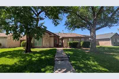 415 Liberty Place, Grand Prairie, TX 75052 - Photo 1