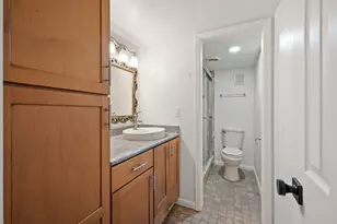 2706 Creekwood Ct, Carrollton, TX 75006 - Photo 21