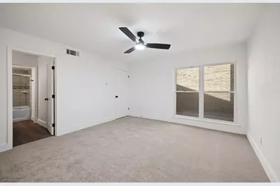 2706 Creek Wood Court, Carrollton, TX 75006 - Photo 13