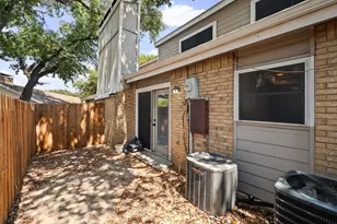 2706 Creekwood Ct, Carrollton, TX 75006 - Photo 27