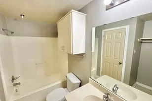 631 Texas St, Denton, TX 76209 - Photo 11