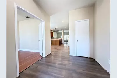 1910 Pin Oak Lane, Dallas, TX 75253 - Photo 3