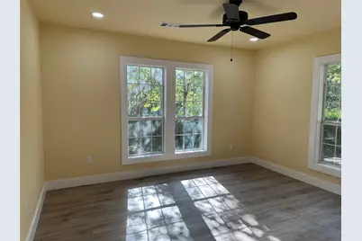 111 Pecan Street, Terrell, TX 75160 - Photo 11
