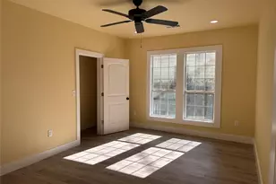 111 Pecan St, Terrell, TX 75160 - Photo 9