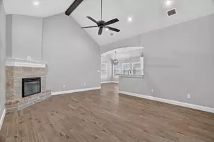 3335 White Horse Dr, Granbury, TX 76049 - Photo 3