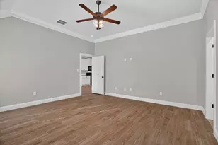 3335 White Horse Dr, Granbury, TX 76049 - Photo 11