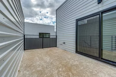 1612 Grigsby Avenue #102, Dallas, TX 75204 - Photo 25